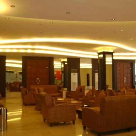 לאואג Pamulinawen Hotel מראה חיצוני תמונה