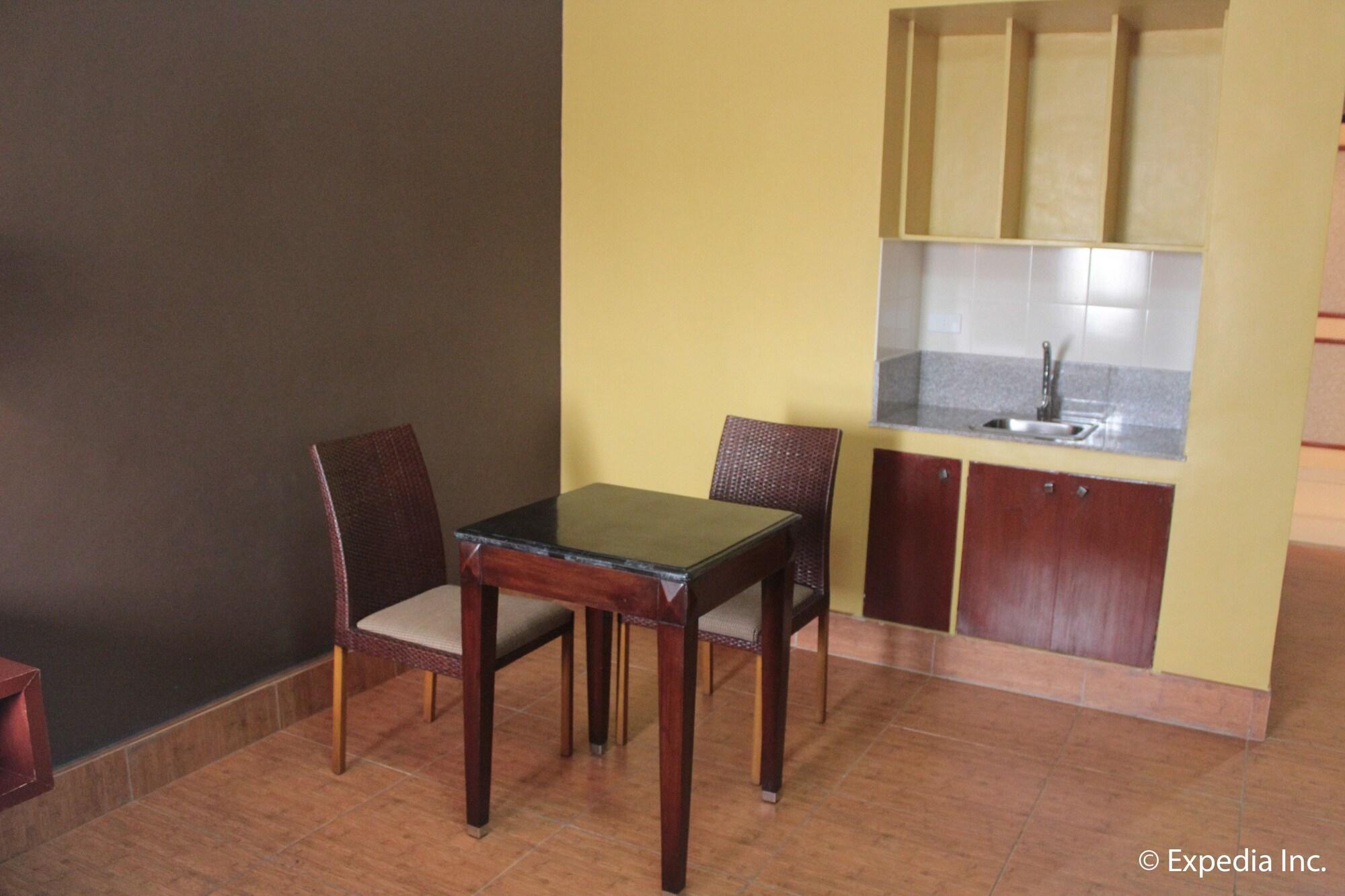 לאואג Pamulinawen Hotel מראה חיצוני תמונה
