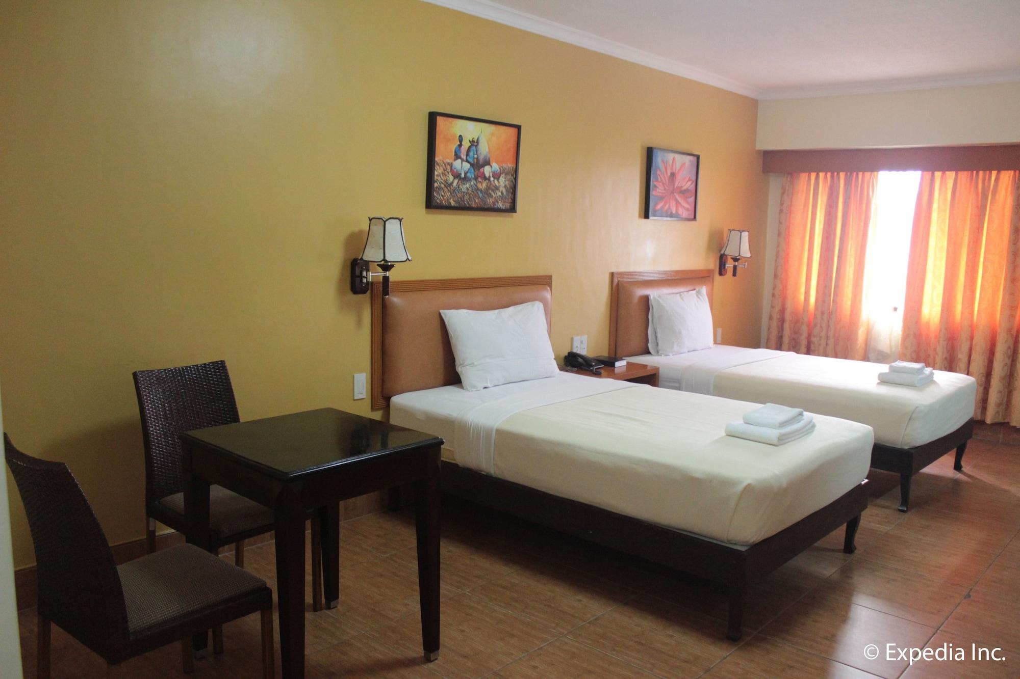 לאואג Pamulinawen Hotel מראה חיצוני תמונה