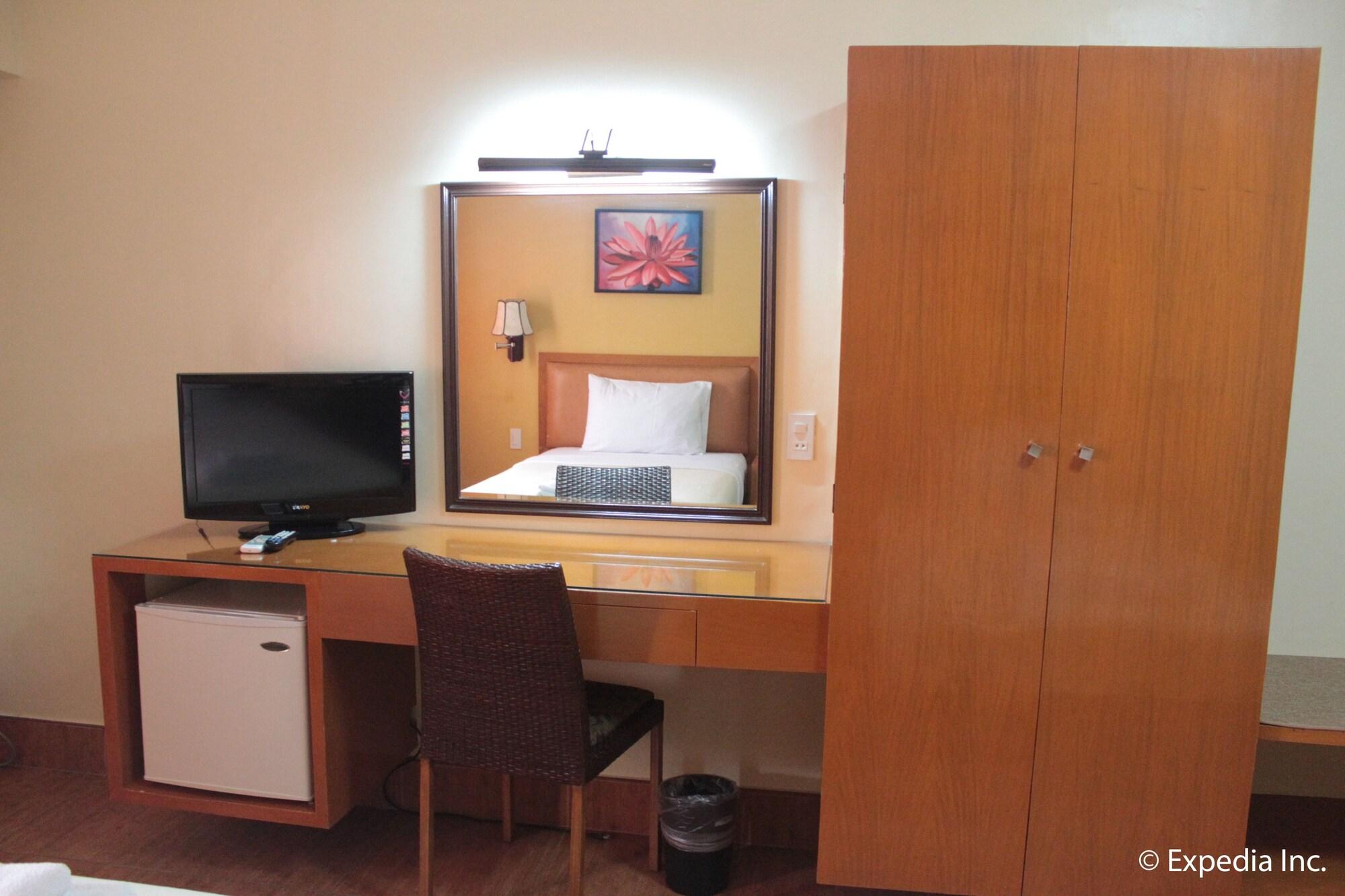לאואג Pamulinawen Hotel מראה חיצוני תמונה