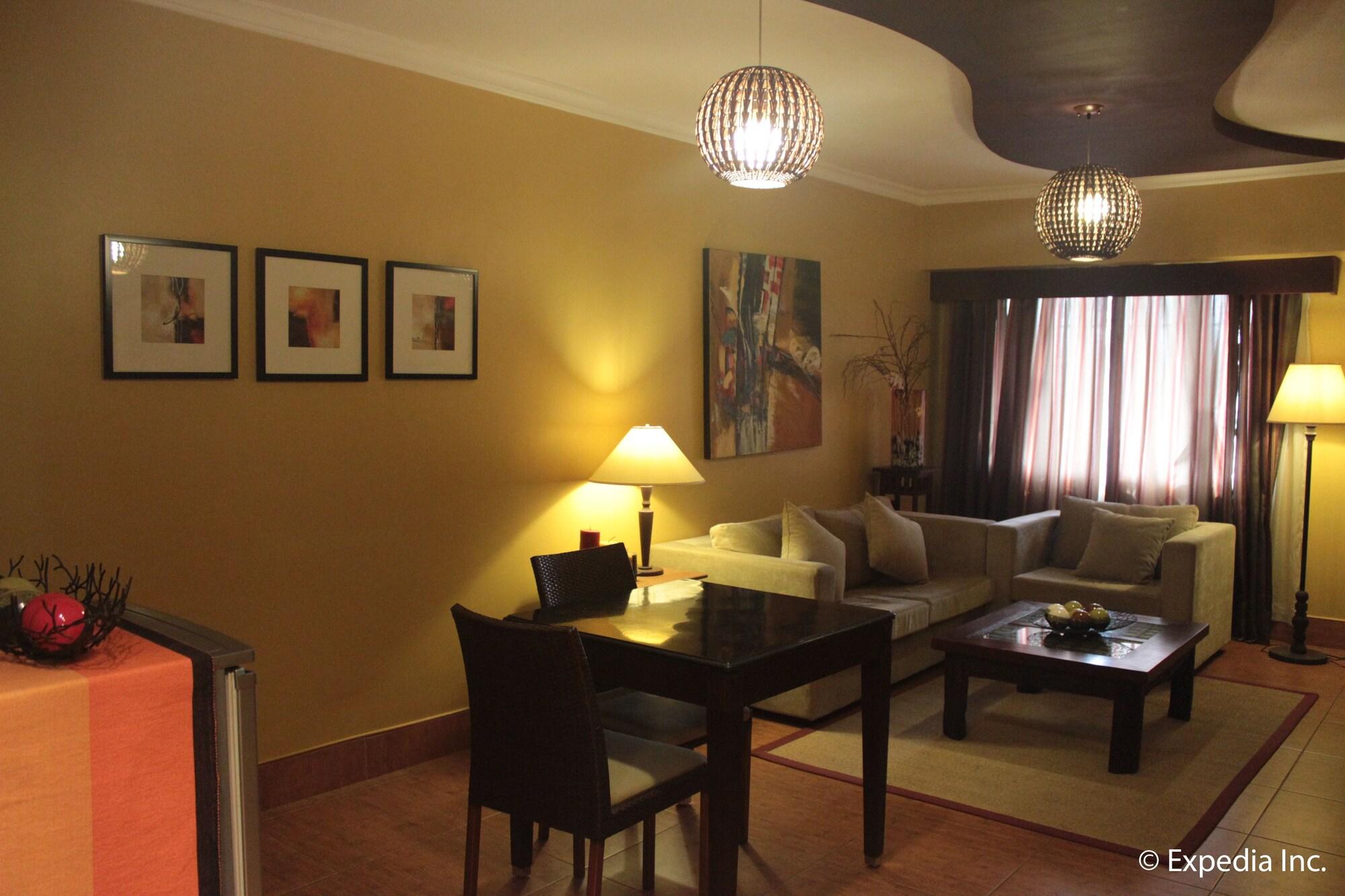 לאואג Pamulinawen Hotel מראה חיצוני תמונה