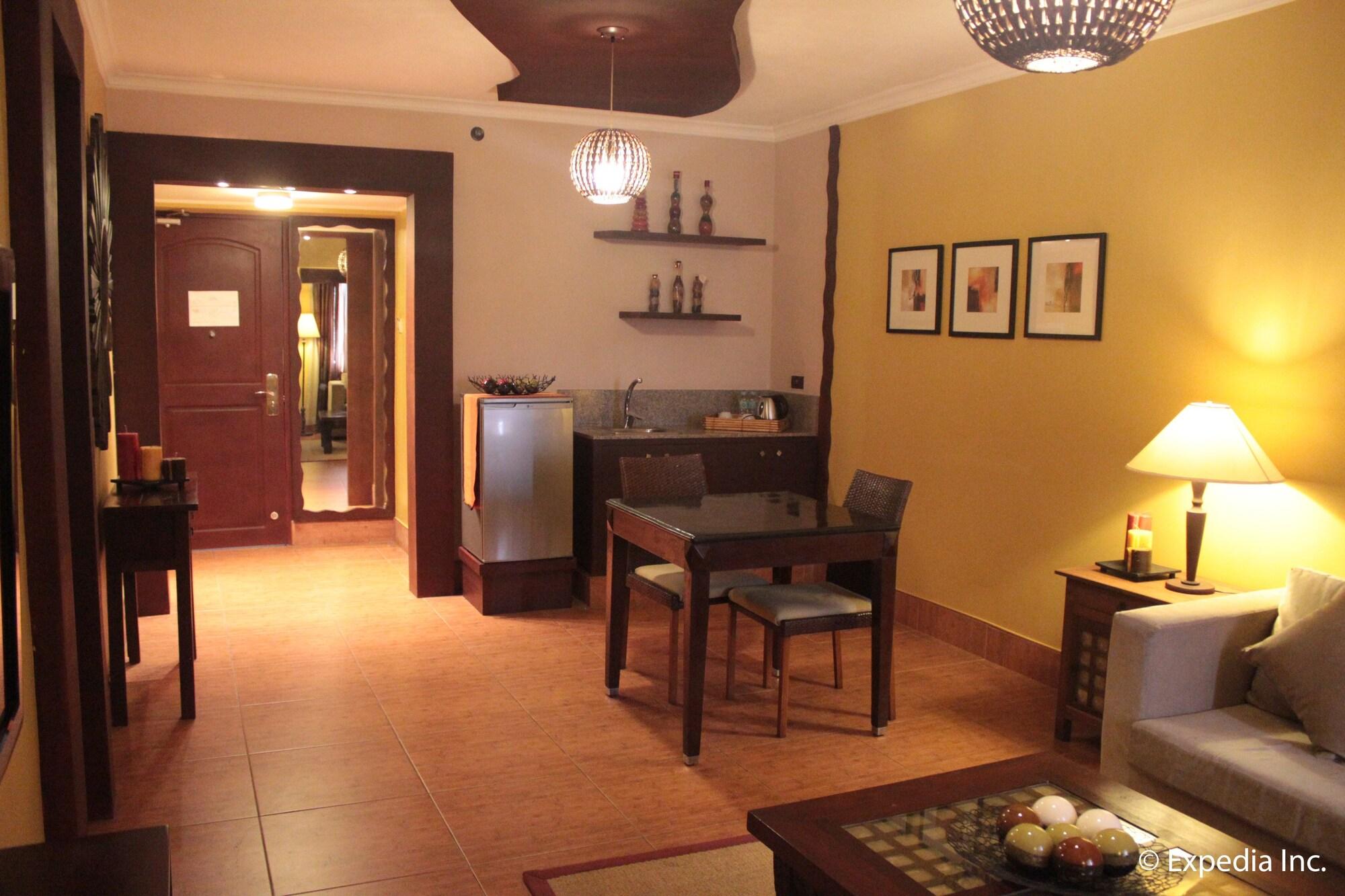לאואג Pamulinawen Hotel מראה חיצוני תמונה