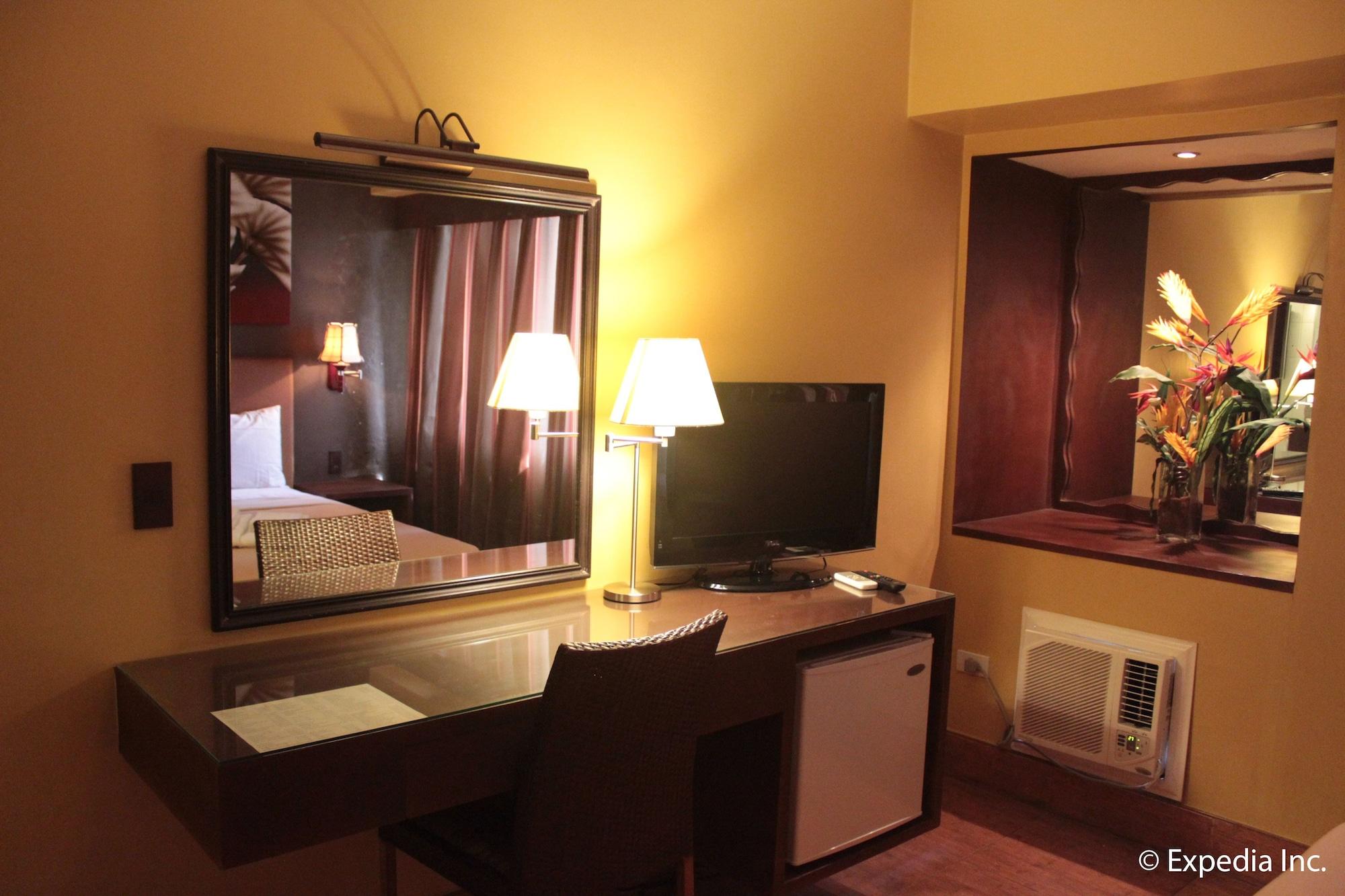 לאואג Pamulinawen Hotel מראה חיצוני תמונה