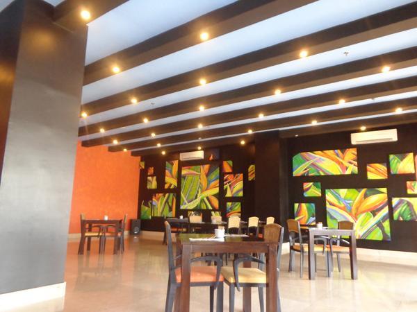 לאואג Pamulinawen Hotel מראה חיצוני תמונה