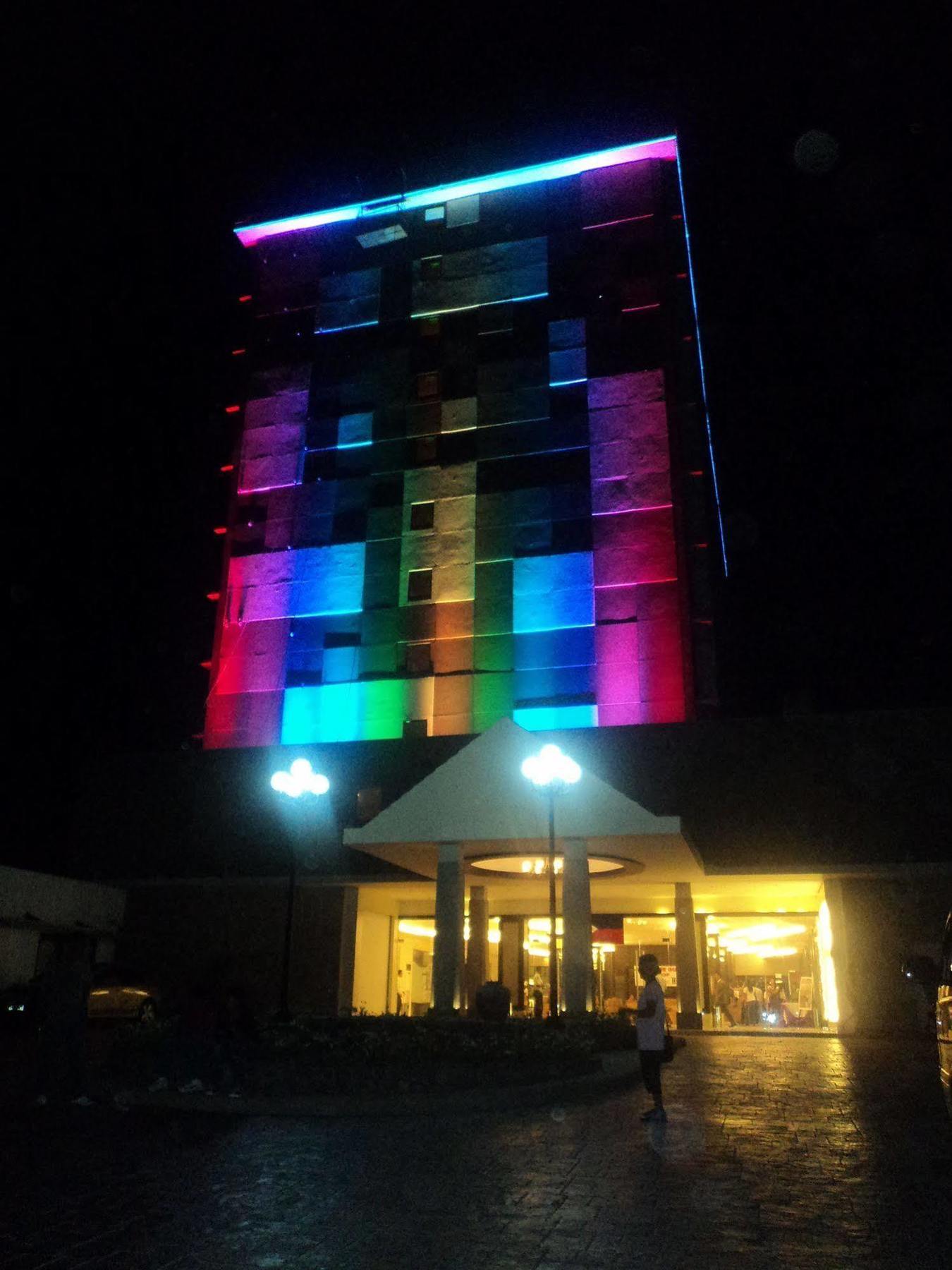 לאואג Pamulinawen Hotel מראה חיצוני תמונה