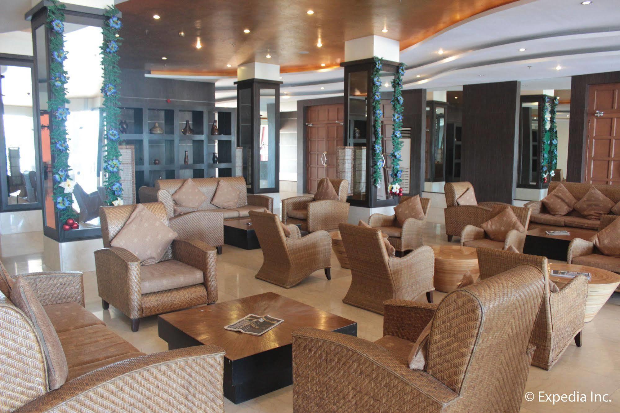לאואג Pamulinawen Hotel מראה חיצוני תמונה